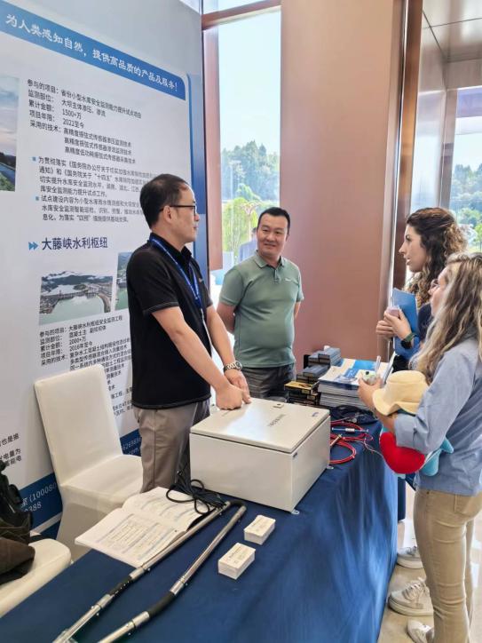 圖片2.jpg 圖片2.jpg